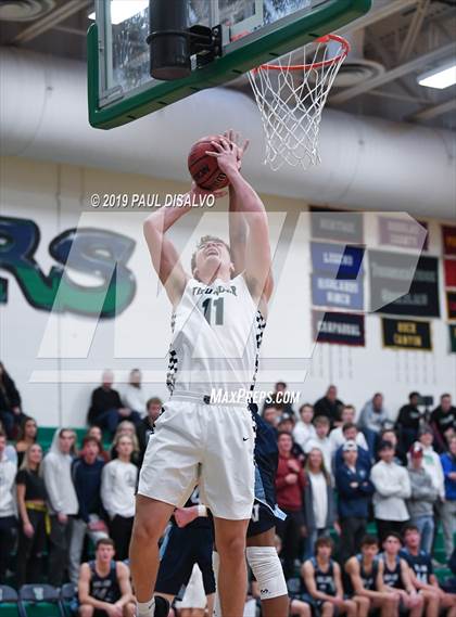 Thumbnail 1 in ThunderRidge vs. Valor Christian photogallery.