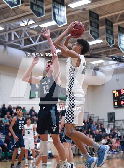 Thumbnail 3 in ThunderRidge vs. Valor Christian photogallery.
