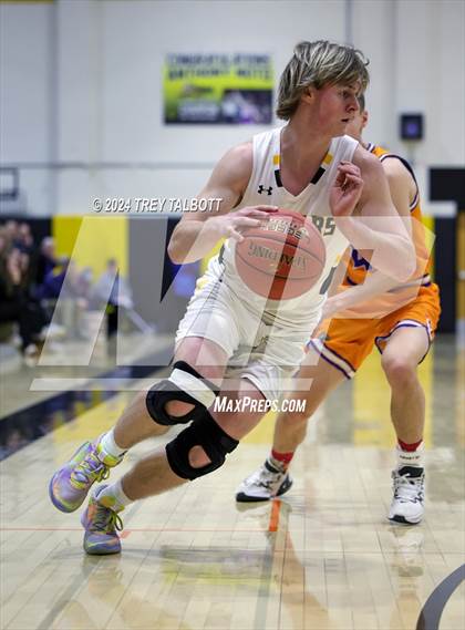 Thumbnail 3 in Livonia @ Honeoye Falls-Lima photogallery.