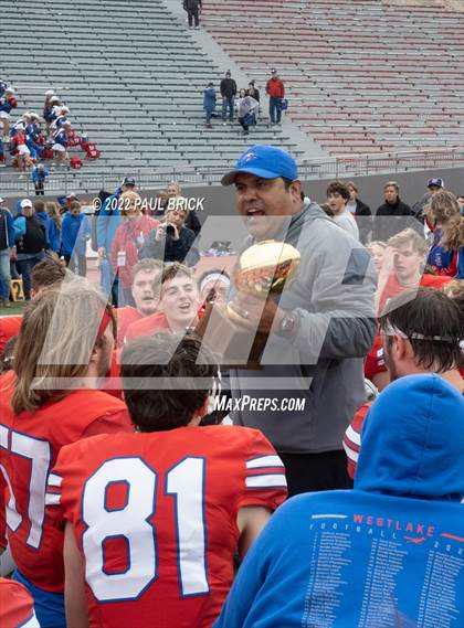 Thumbnail 2 in Westlake v San Benito (UIL 6A D1 Regional Semifinal) photogallery.