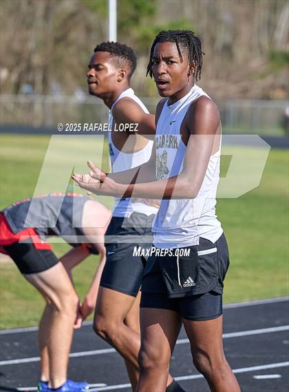 Thumbnail 1 in Spartan Relays (110M Hurdles) photogallery.