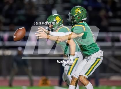 Thumbnail 1 in Thousand Oaks @ Moorpark photogallery.