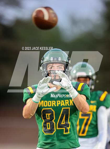 Thumbnail 2 in Thousand Oaks @ Moorpark photogallery.