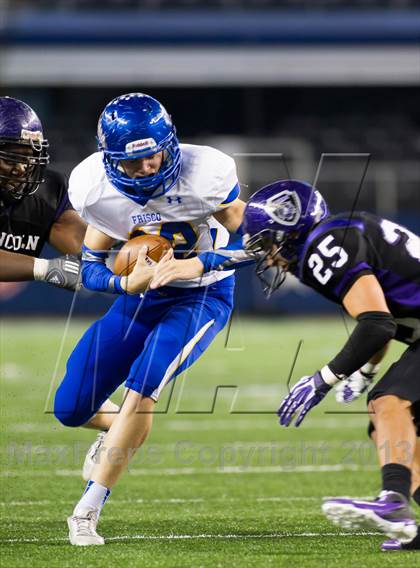 Thumbnail 3 in Lincoln vs. Frisco (UIL 4A Area Playoff) photogallery.