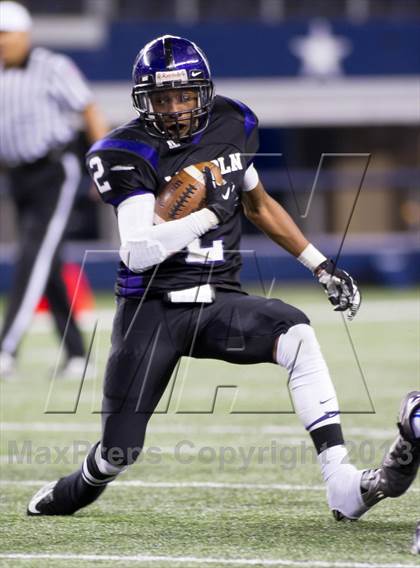 Thumbnail 3 in Lincoln vs. Frisco (UIL 4A Area Playoff) photogallery.