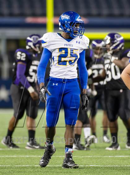 Thumbnail 1 in Lincoln vs. Frisco (UIL 4A Area Playoff) photogallery.