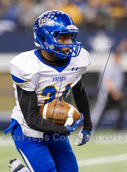 Thumbnail 2 in Lincoln vs. Frisco (UIL 4A Area Playoff) photogallery.