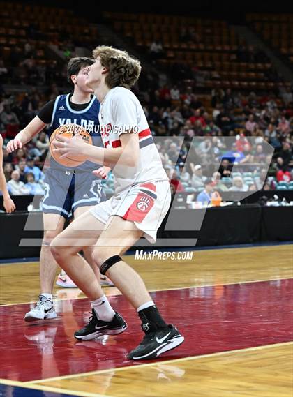 Thumbnail 2 in Chaparral vs. Valor Christian (CHSAA 6A Great 8) photogallery.