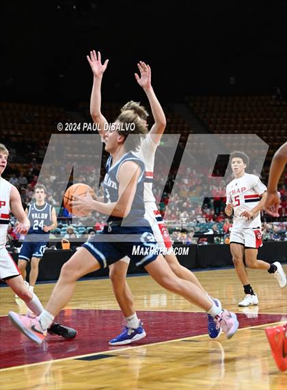 Thumbnail 1 in Chaparral vs. Valor Christian (CHSAA 6A Great 8) photogallery.