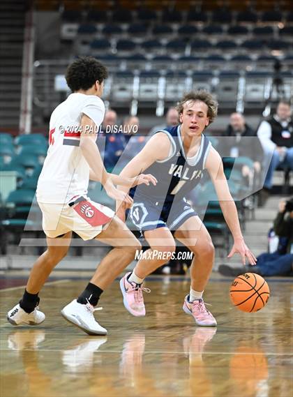 Thumbnail 3 in Chaparral vs. Valor Christian (CHSAA 6A Great 8) photogallery.