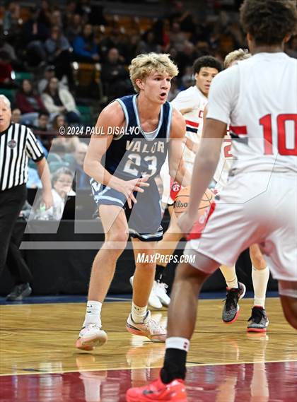 Thumbnail 3 in Chaparral vs. Valor Christian (CHSAA 6A Great 8) photogallery.