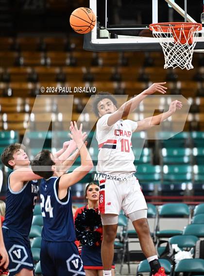 Thumbnail 2 in Chaparral vs. Valor Christian (CHSAA 6A Great 8) photogallery.