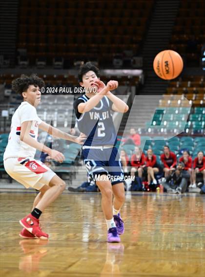 Thumbnail 1 in Chaparral vs. Valor Christian (CHSAA 6A Great 8) photogallery.