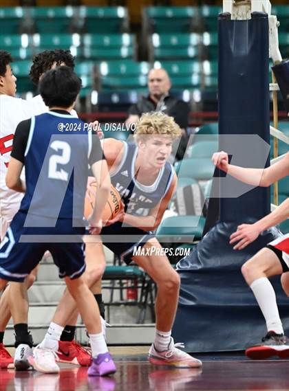 Thumbnail 1 in Chaparral vs. Valor Christian (CHSAA 6A Great 8) photogallery.