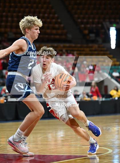 Thumbnail 2 in Chaparral vs. Valor Christian (CHSAA 6A Great 8) photogallery.