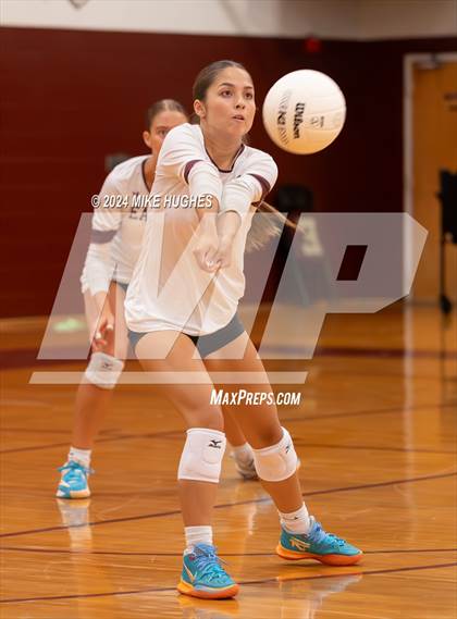 Thumbnail 2 in Menendez @ Episcopal School of Jacksonville photogallery.