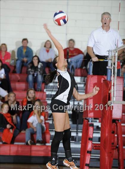 Thumbnail 1 in Webster vs. Luck photogallery.