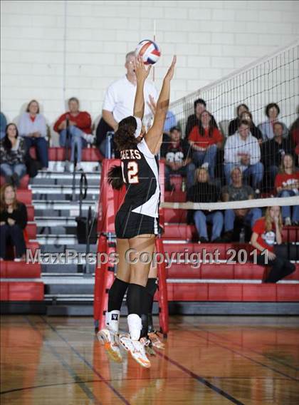 Thumbnail 2 in Webster vs. Luck photogallery.