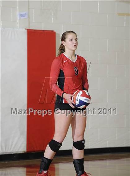 Thumbnail 2 in Webster vs. Luck photogallery.