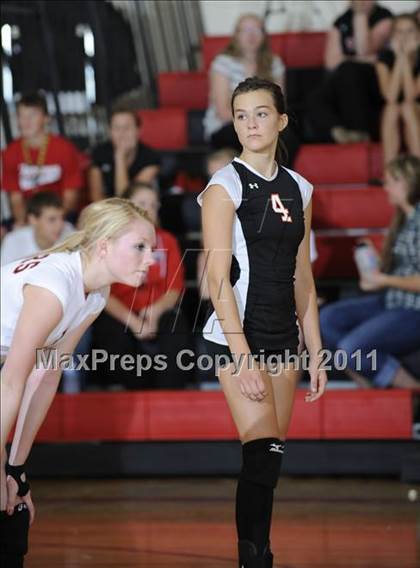 Thumbnail 3 in Webster vs. Luck photogallery.