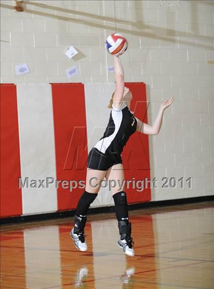 Thumbnail 1 in Webster vs. Luck photogallery.