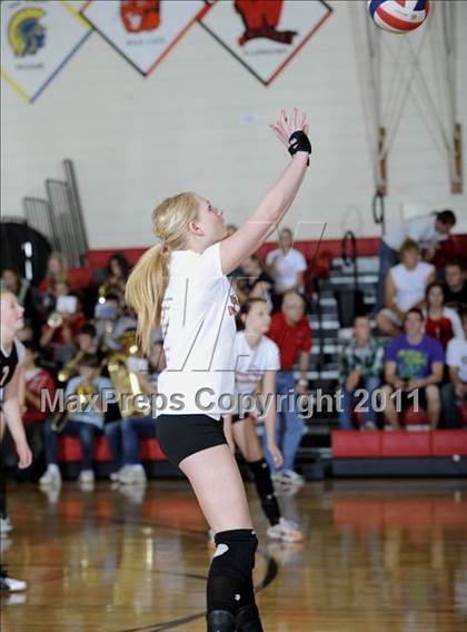 Thumbnail 3 in Webster vs. Luck photogallery.