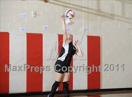 Thumbnail 2 in Webster vs. Luck photogallery.