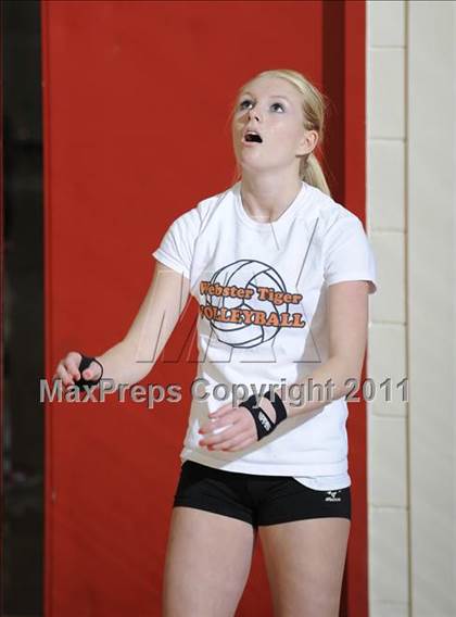 Thumbnail 2 in Webster vs. Luck photogallery.