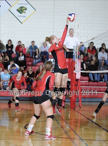 Thumbnail 3 in Webster vs. Luck photogallery.