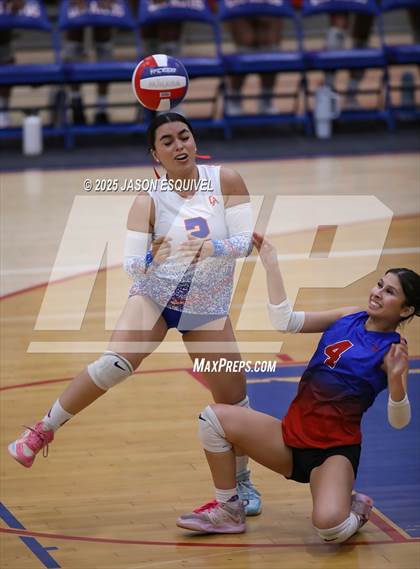 Thumbnail 2 in San Dimas @ Los Altos photogallery.