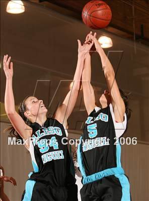 Thumbnail 3 in Aliso Niguel vs. Pacifica (Ocean View Christmas Classic) photogallery.