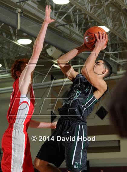 Thumbnail 3 in Moreau Catholic vs. Mater Dei (MaxPreps Holiday Classic) photogallery.
