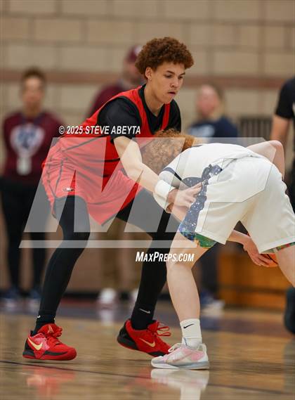 Thumbnail 1 in Eaglecrest @ Cherokee Trail photogallery.