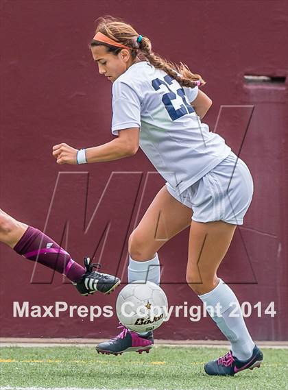 Thumbnail 1 in Cinco Ranch vs Seven Lakes ( 5A Region 3 Final ) photogallery.