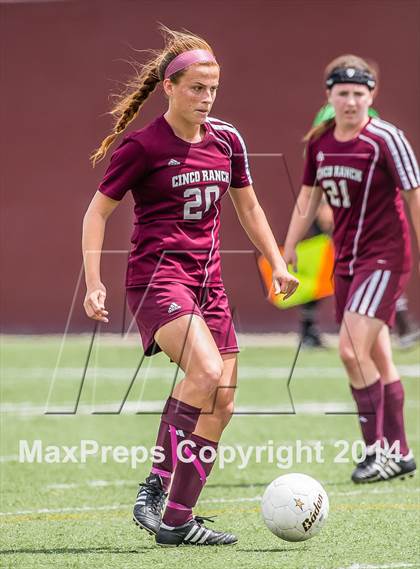 Thumbnail 3 in Cinco Ranch vs Seven Lakes ( 5A Region 3 Final ) photogallery.