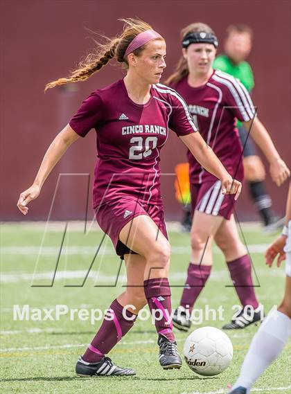 Thumbnail 1 in Cinco Ranch vs Seven Lakes ( 5A Region 3 Final ) photogallery.