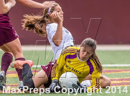 Thumbnail 2 in Cinco Ranch vs Seven Lakes ( 5A Region 3 Final ) photogallery.