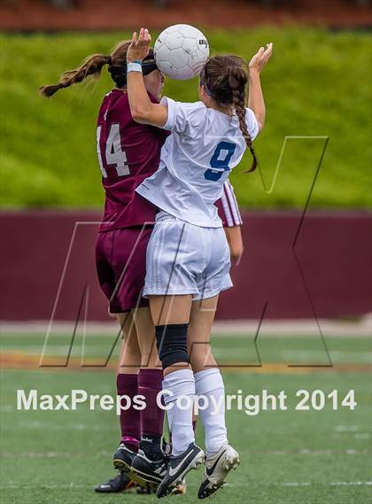 Thumbnail 3 in Cinco Ranch vs Seven Lakes ( 5A Region 3 Final ) photogallery.