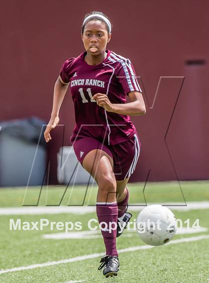 Thumbnail 1 in Cinco Ranch vs Seven Lakes ( 5A Region 3 Final ) photogallery.