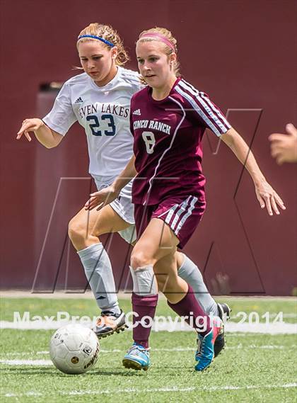 Thumbnail 2 in Cinco Ranch vs Seven Lakes ( 5A Region 3 Final ) photogallery.