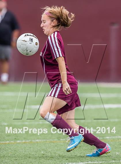 Thumbnail 3 in Cinco Ranch vs Seven Lakes ( 5A Region 3 Final ) photogallery.