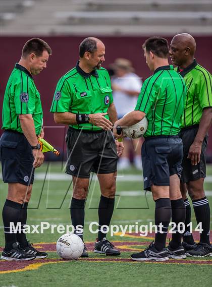 Thumbnail 1 in Cinco Ranch vs Seven Lakes ( 5A Region 3 Final ) photogallery.
