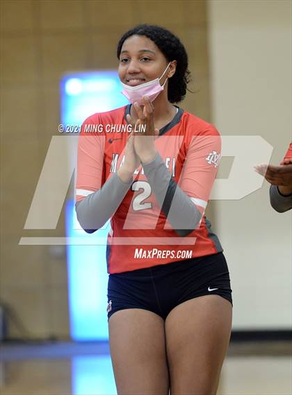 Thumbnail 3 in Mater Dei @ JSerra Catholic photogallery.