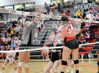 Thumbnail 3 in Mater Dei @ JSerra Catholic photogallery.