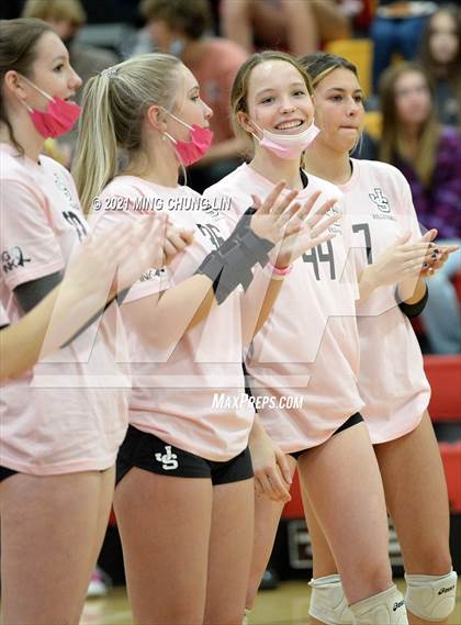 Thumbnail 1 in Mater Dei @ JSerra Catholic photogallery.