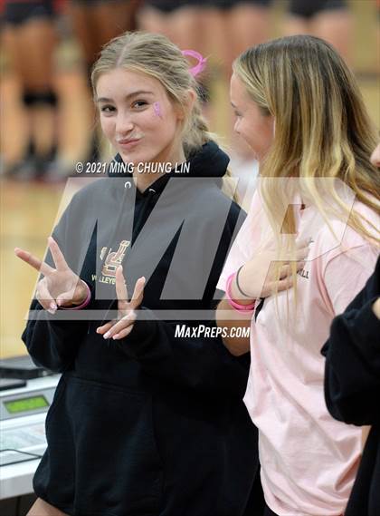Thumbnail 3 in Mater Dei @ JSerra Catholic photogallery.