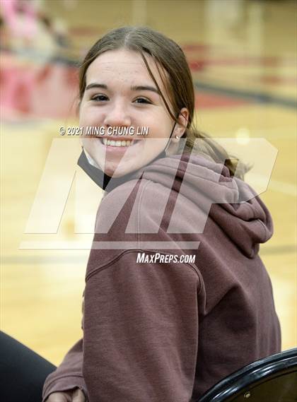 Thumbnail 2 in Mater Dei @ JSerra Catholic photogallery.