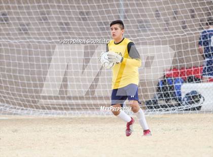 Thumbnail 3 in Pusch Ridge Christian Academy vs. Desert Edge (Chandler Prep Invitational) photogallery.