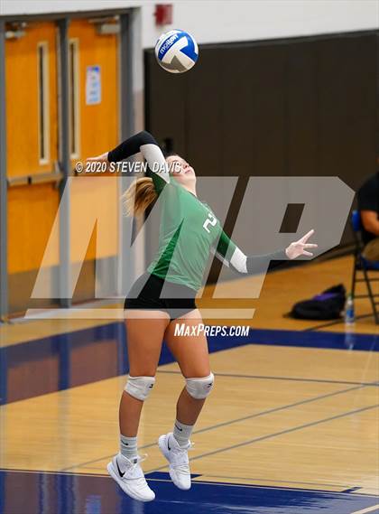 Thumbnail 2 in Youngker @ Mesquite photogallery.