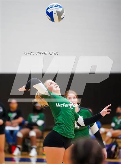 Thumbnail 3 in Youngker @ Mesquite photogallery.